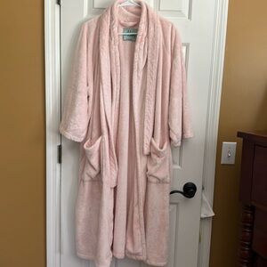Minq robe….large